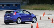 Хэтчбек Ford Fiesta уличили в склонности к опрокидыванию