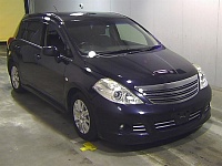 NISSAN TIIDA