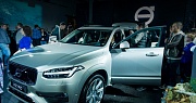 Автомобиль Volvo XC90 добрался до России