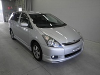 TOYOTA WISH 4WD