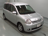 TOYOTA SIENTA 1.5G